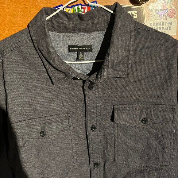 Silver Jeans Co. Utility Shirt – Charcoal (L/G) - Picture 2 of 3